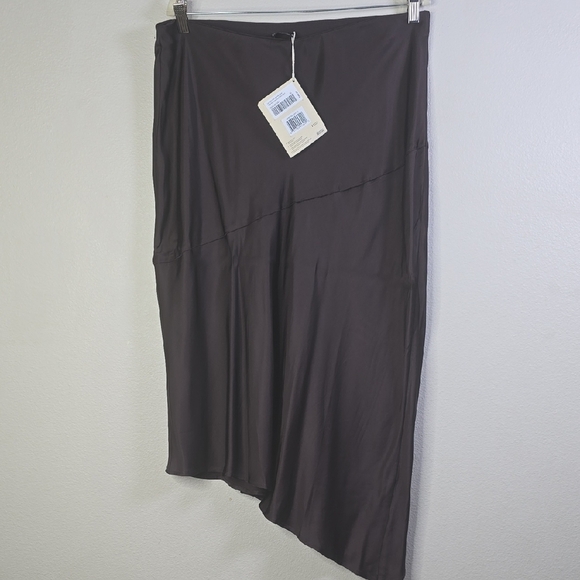 Frank and Oak Elegant Black Asymmetrical Skirt Size Xl NwT - Picture 3 of 8